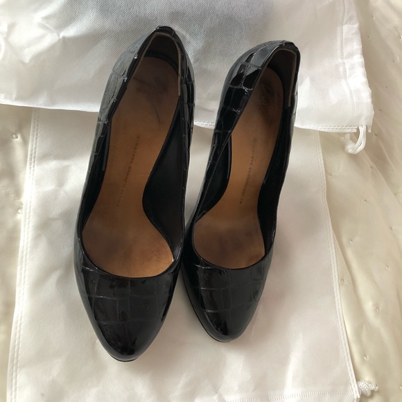 Giuseppe Zannotti patented crocodile like leather - Picture 2 of 8